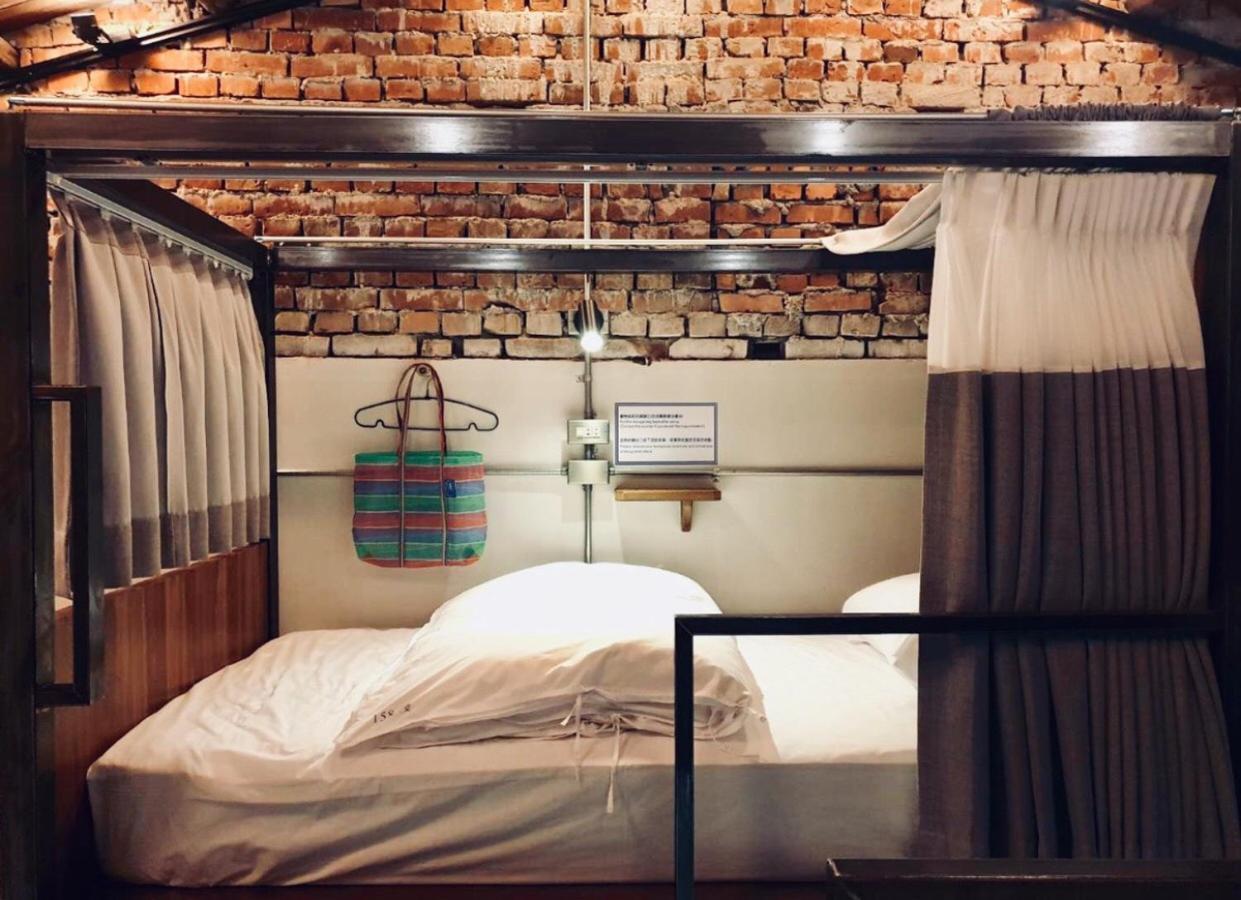 158 Hostel Tainan Luaran gambar