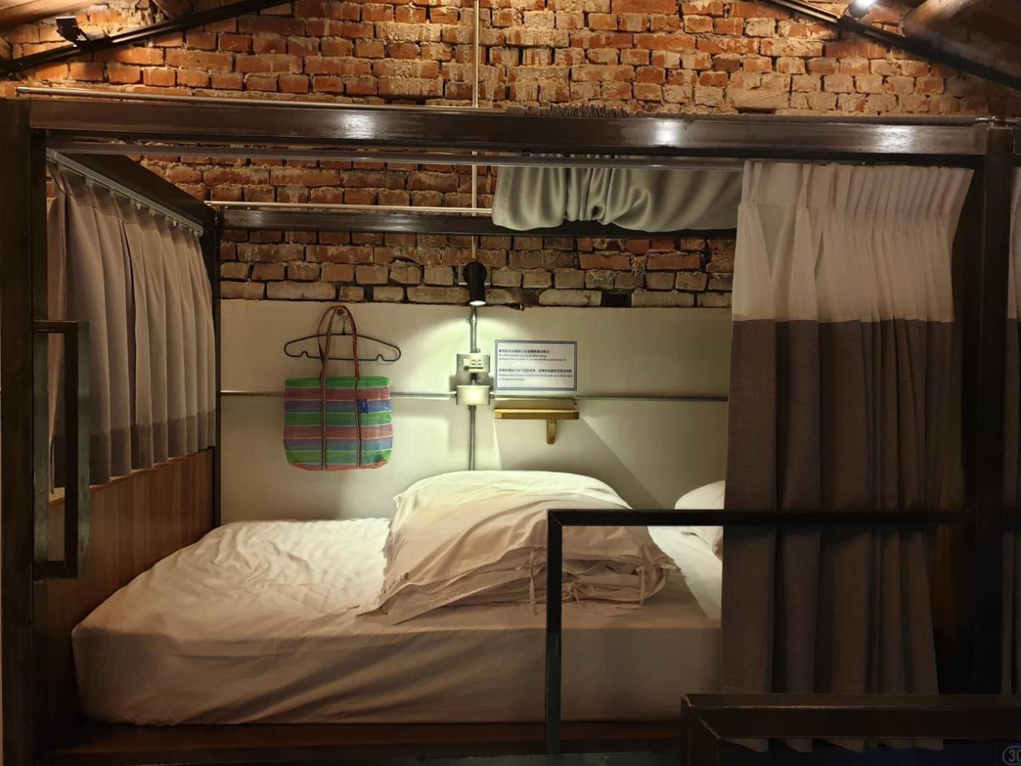158 Hostel Tainan Luaran gambar